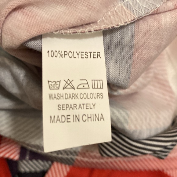 🆕L/S Modern Plaid Blouse in Red, White, Purple and Black: Size XL - Picture 9 of 9